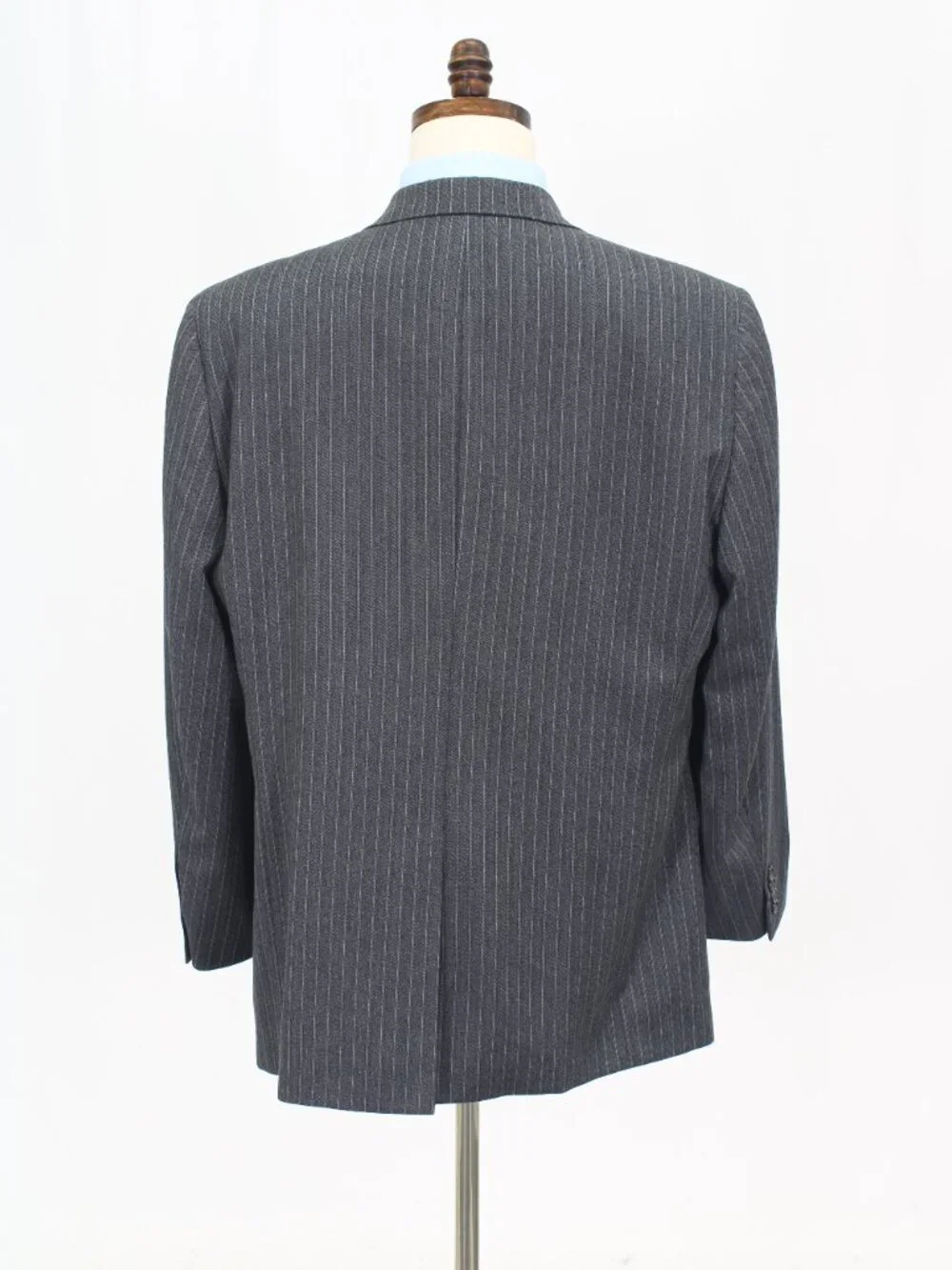 Hart Schaffner Marx Union Made 46R 40x29 Gray Full Suit 2-Button Stripe R949